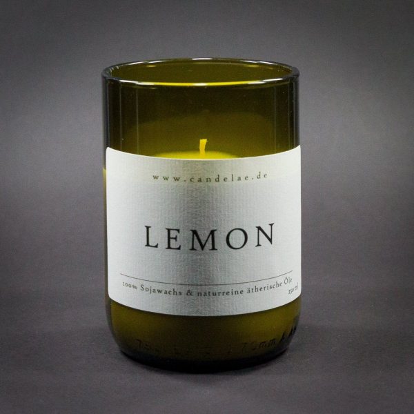 Erlebe den Frischekick mit der natürlichen Duftkerze Lemon von Candelae Mode – Bild 3