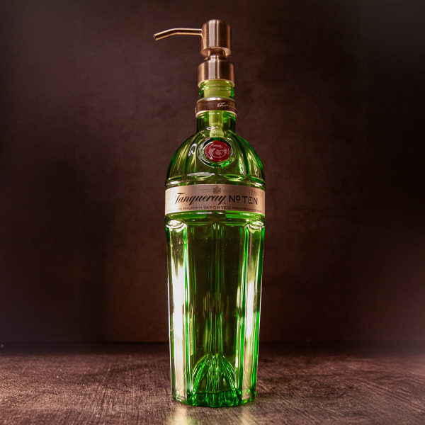 Upcycled Tanqueray No. Ten Seifenspender – Duales Finish von Candelae Schn?ppchen