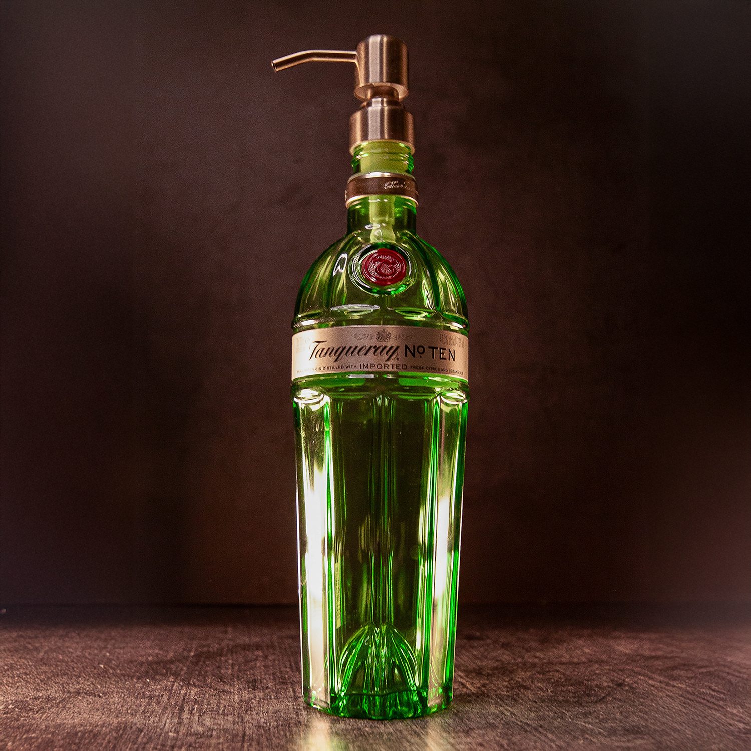 Upcycled Tanqueray No. Ten Seifenspender – Duales Finish von Candelae Schn?ppchen