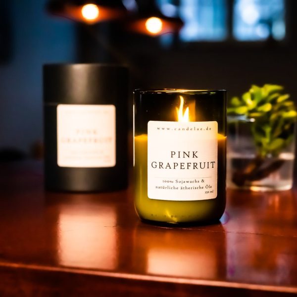 Pink Grapefruit Duftkerze von Candelae - Handgefertigt mit natürlichen Zutaten Online-Verkauf