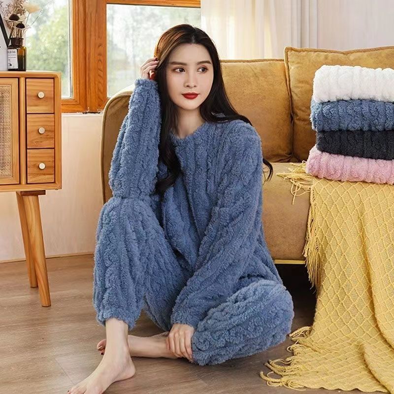 Snuggles™ – Fleece-Pyjama für Frauen Zu verkaufen