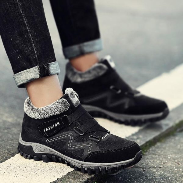 WARME, BEQUEME, RUTSCHFESTE SCHUHE Zu verkaufen